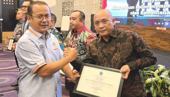 Pemkab Simalungun terima Sertifikat Dari Kemeterian Perhubungan RI