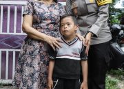 Ketua TP PKK Kota Pematangsiantar Ny Liswati Wesly Silalahi Bersama Kapolres Pematangsiantar AKBP Sah Udur Togi Marito Sitinjak Berkunjung ke Yayasan Rumah Ramah Anak Berkebutuhan Khusus 
