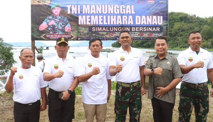 Save Touris, Polres Simalungun  Gerakan Bersih Danau Toba 