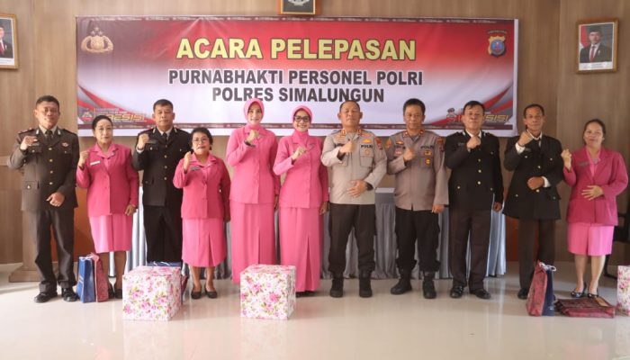 Empat Personel Memasuki Masa Purna Bhakti di Lepas Kapolres Simalungun