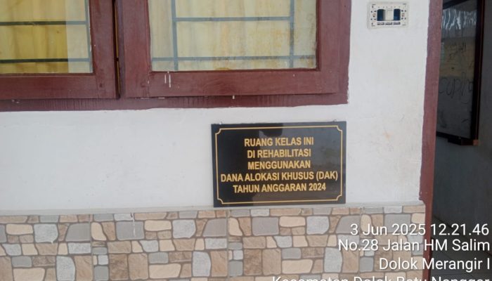 Bangunan SMPN 1 Dolok Batu Nanggar  Senilai Rp1,5 Miliar Retak Sebelum Digunakan, Diduga Dikerjakan Asal Jadi