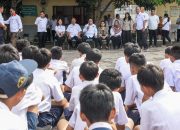Wali Kota Pematangsiantar Pantau Langsung Tes Urine Pelajar dan Guru di SMP Negeri 8