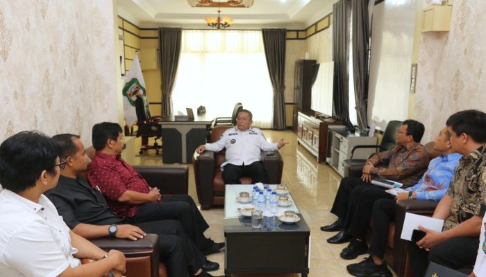 Wali Kota Pematangsiantar Wesly Silalahi  Sambut  Hadirnya  Sekretaris Jenderal Gereja Kristen Protestan Simalungun 