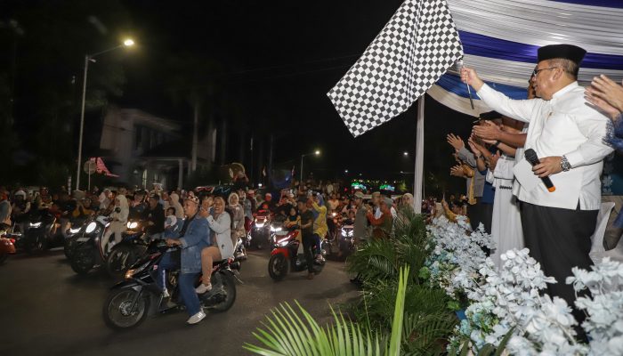 Wali Kota Pematangsiantar Wesly Silalahi Melepas Pawai Takbir Keliling Malam Idul Adha 1446 H