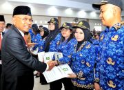 Serahkan SK dan Lantik 1.068 PPPK, Bupati Simalungun: Tingkatkan Disiplin, Tinggalkan Kebiasaan Lama!