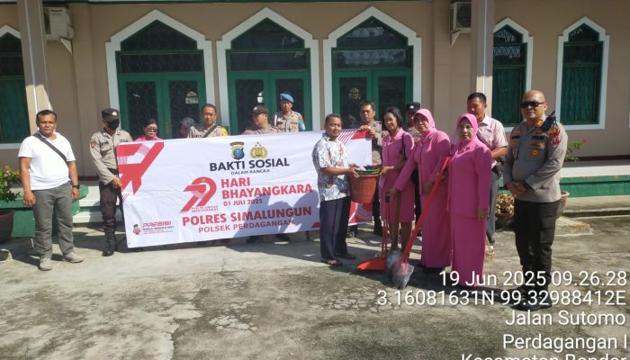 Polsek Perdagangan Gelar Bhakti Sosial Religi di Dua Masjid Sambut HUT Bhayangkara ke-79