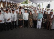 Wali Kota Pematangsiantar Wesly Silalahi dan Ny Liswati Bersama Forkopimda  Tepung Tawar Jamaah Haji/Hajjah