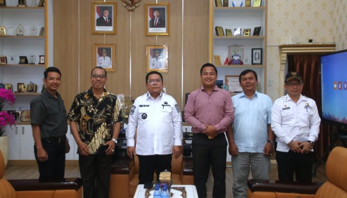 Wali Kota Pematangsiantar Terima Audiensi Panitia Parheheon Ama HKBP Bongbongan, Dukung Upaya Pembinaan Kaum Muda