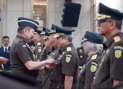 Jaksa Agung Lantik Sejumlah Kepala Kejaksaan Tinggi dan Pejabat Eselon II di Kejaksaan Agung