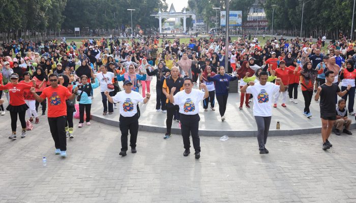 Wali Kota Pematangsiantar Ikuti CFD Bersama Warga: Dorong Gaya Hidup Sehat, Edukasi Rupiah, dan Dukung UMKM