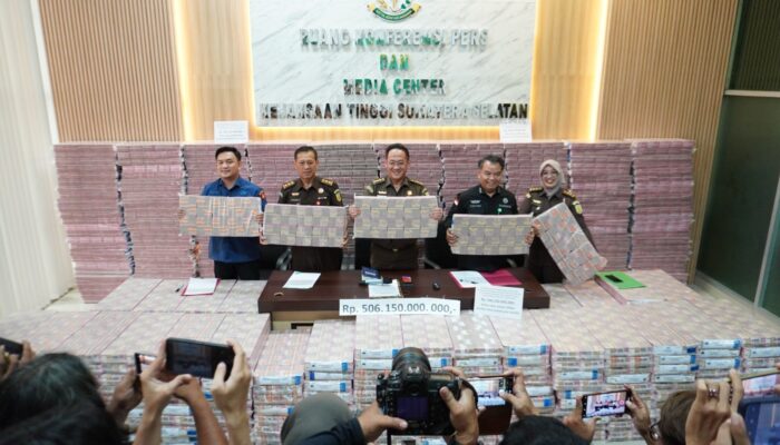 Penyitaan Uang Rp506 Miliar Terkait Dugaan Tipikor Fasilitas Kredit Bank BUMN kepada PT BSS dan PT SAL