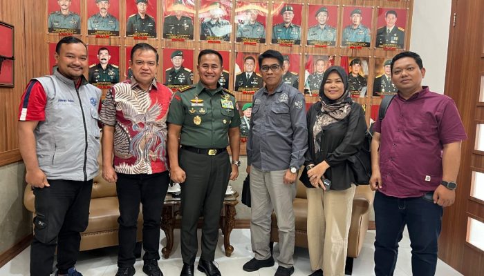 PJS dan Pussenif TNI AD Jalin Sinergi Strategis untuk Publikasi Pertahanan