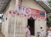 Bendera Merah Putih Kusam Berkibar Saat HUT RI ke-80, Kantor Desa Bukit Dapat Sorotan