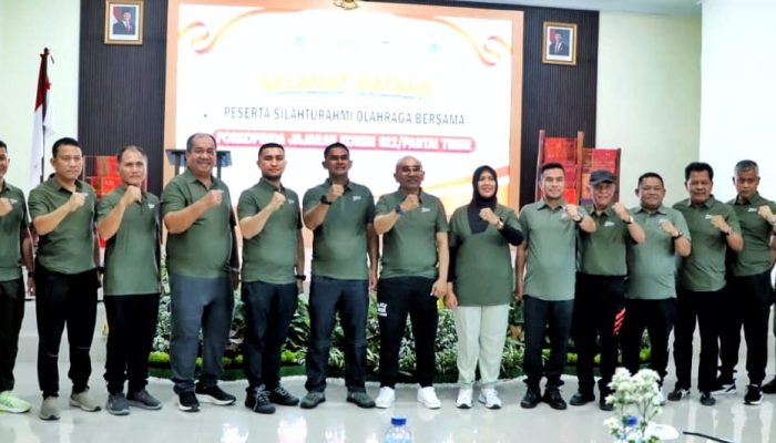Bupati Simalungun Ikuti Olahraga Bersama Forkopimda di Makorem 022/PT, Pererat Sinergi dan Kebersamaan