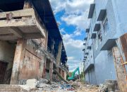 Pemko Siantar Mulai Robohkan Gedung IV Pasar Horas