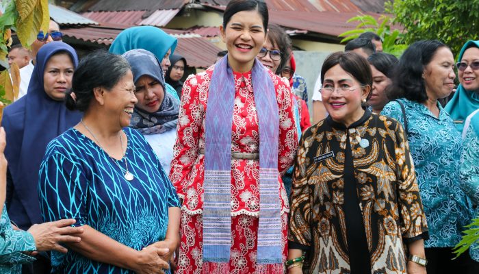 Kahiyang Ayu dan Liswati Silalahi Tinjau Program Aku Hatinya PKK di Suka Maju Siantar