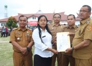 Bupati Vickner Sinaga Serahkan 346 SK PPPK, Dorong ASN Dairi Layani Masyarakat dengan Hati