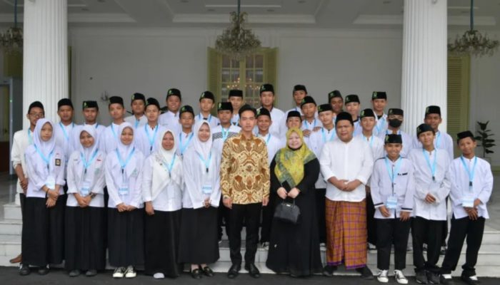 Wapres Gibran: Pemerintah Komit Perkuat Ekosistem Pendidikan Santri