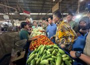 Wapres Gibran Tinjau Pasar Jagasatru, Pastikan Harga dan Pasokan Pangan