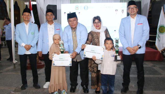 Wali Kota Wesly Silalahi Hadiri Penyerahan Hadiah FASI XIII dan Pelantikan Pengurus BKPRMI Siantar