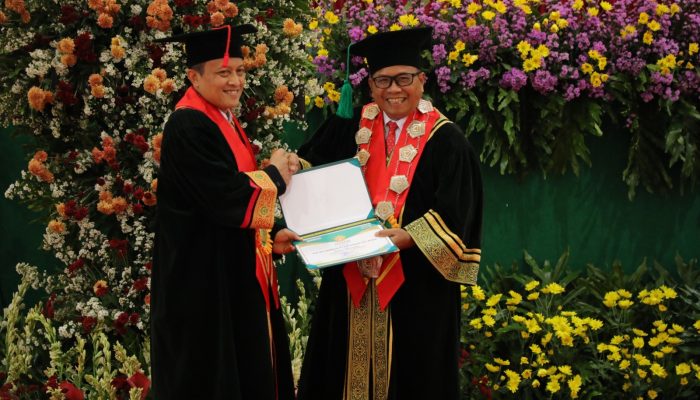 Jamwas Rudi Margono Dikukuhkan sebagai Guru Besar Kehormatan FH UNISSULA