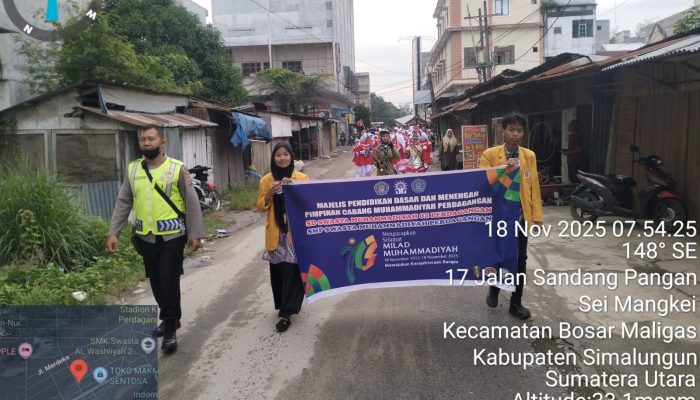 Polsek Perdagangan Kawal Pawai Ta’aruf Milad Muhammadiyah ke-113