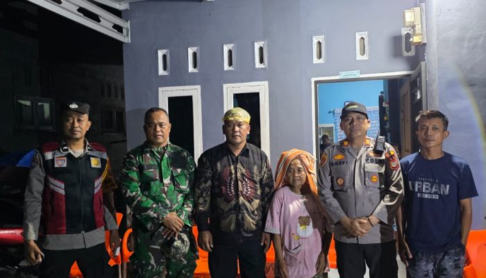Polsek Perdagangan Sigap Evakuasi Warga dan Salurkan Bantuan Sembako di Bandar Masilam