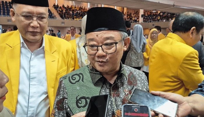 Kemendikdasmen Siapkan 150.000 Beasiswa untuk Guru pada 2026