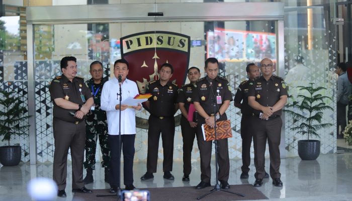 Empat Terdakwa Kasus Korupsi Chromebook Kemendikbudristek Resmi Dilimpahkan ke Pengadilan”