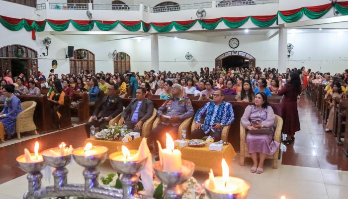 Natal Oikumene Dinkes Siantar, Wali Kota Ajak Nakes Layani dengan Kasih