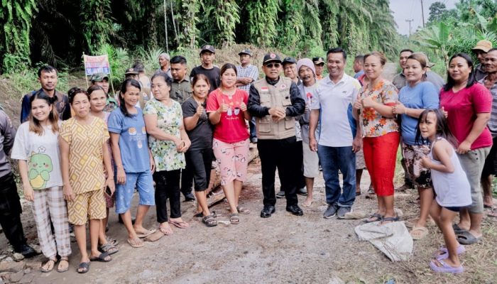 Jalan Kabupaten Putus Akibat Longsor, Bupati Minta Masyarakat Waspada