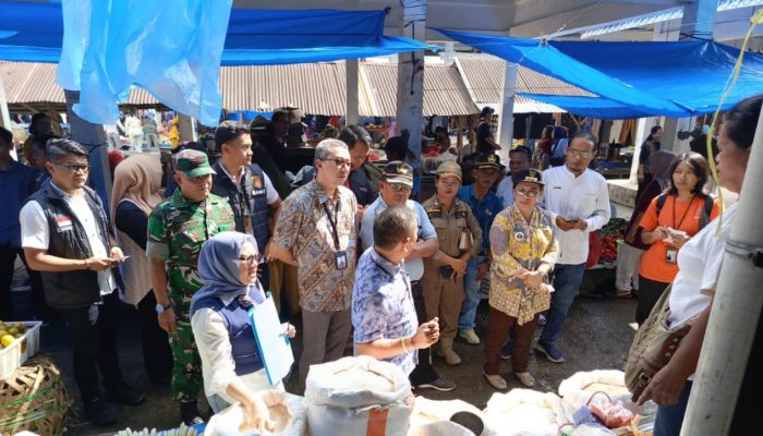 Jaga Stabilitas Harga Natal, Sat Reskrim Polres Simalungun Turun ke Pasar