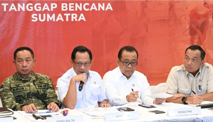 Pemerintah Pastikan Anggaran Darurat, Layanan Dukcapil, dan Huntap Berjalan di Daerah Bencana