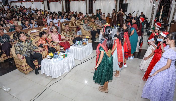 Wali Kota Wesly Ajak Jaga Toleransi di Perayaan Natal Polres Pematangsiantar 2025