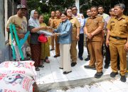 Wali Kota Siantar Serahkan Bantuan untuk Korban Kebakaran 