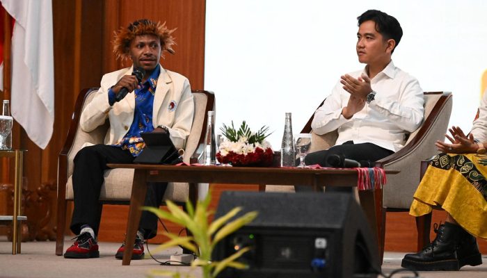 Kunker ke Jateng, Wapres Gibran Dialog dengan Mahasiswa dan Hadiri Tingalan Jumenengan