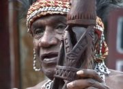 Tokoh Adat Kamoro Iwaka Ajak Warga Jaga Kamtibmas Demi Masa Depan Mimika