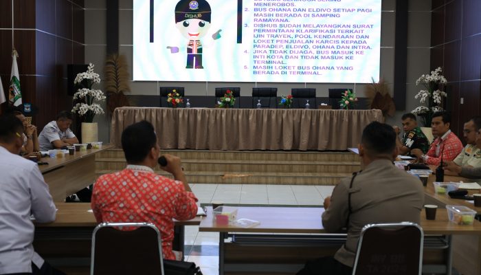 Wali Kota Pematangsiantar di Wakili Sekretaris Daerah Junaedi Antonius Sitanggang Pimpin Rapat Optimalisasi Terminal Tanjung Pinggir