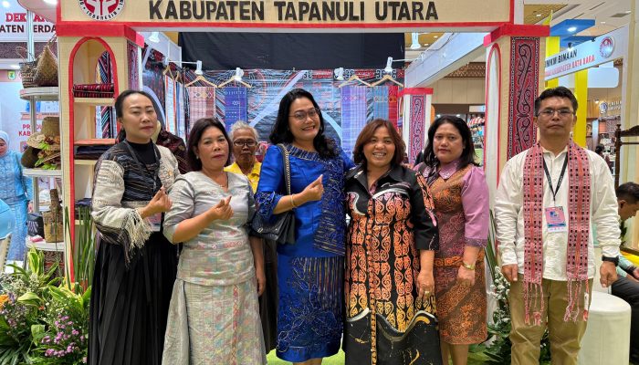 Pemkab Taput Dukung Ekonomi Kreatif dan Pelestarian Budaya di Inacraft 2026