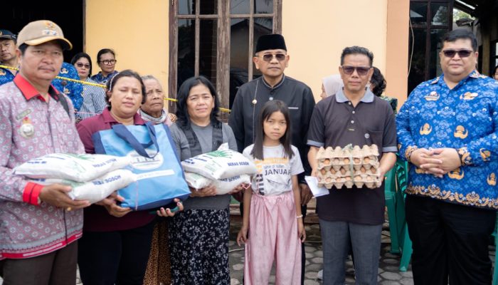 Bupati Simalungun Tinjau Lokasi Kebakaran di Ujung Bondar