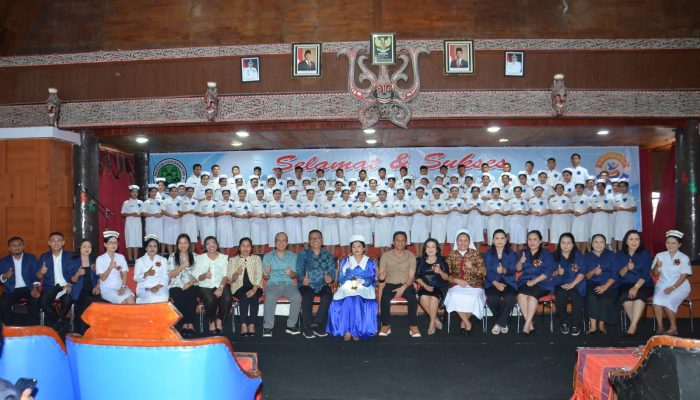 AKPER Taput Gelar Capping Day dan Pining Day ke-23 di Tarutung