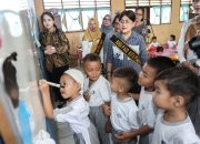 Bunda PAUD Pematangsiantar Kunjungi Sejumlah PAUD, Tekankan Anak Harus Cerdas dan Bahagia