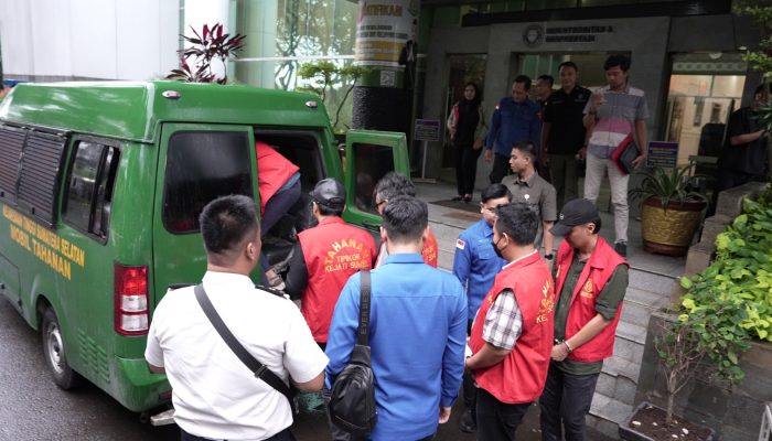 Kejari Muara Enim Terima Tahap II Kasus Korupsi KUR Mikro, 7 Tersangka Diserahkan