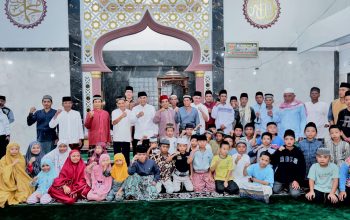 Silaturahmi dan Tarawih Bersama, Bupati Simalungun Ajak Warga Perbaiki Diri