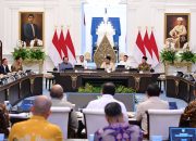 Pertemuan Lintas Generasi di Istana, Wapres Dampingi Presiden Prabowo
