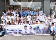 Wesly Silalahi Bawa Anak Yatim Belanja Lebaran di Ramayana