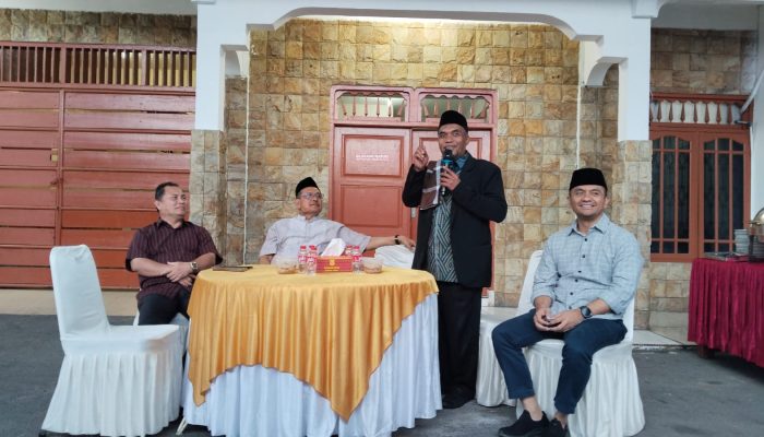 Bupati Dairi Gelar Bukber dan Dialog Bersama Wartawan di Pendopo