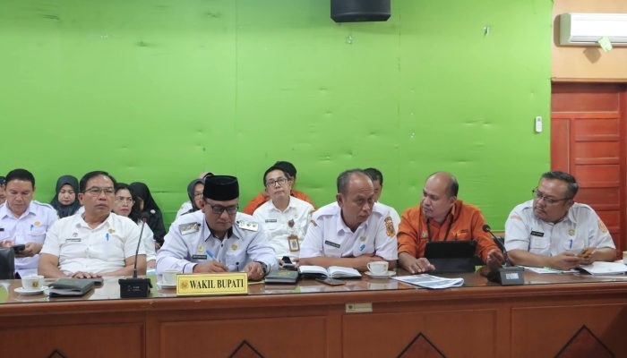 Bupati Dairi Paparkan Strategi Tekan Pengangguran dalam Penilaian Kinerja Daerah