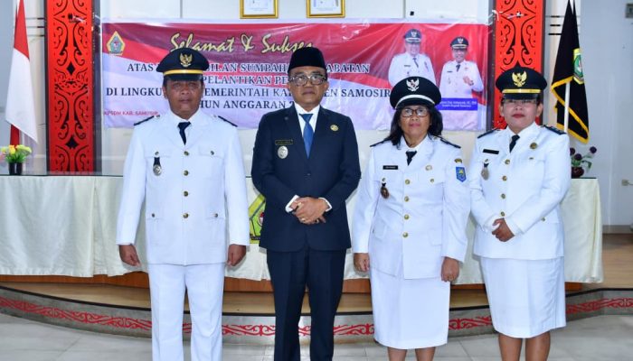 Wabup Samosir Lantik Pejabat Administrator dan Pengawas, Tekankan Kinerja Adaptif dan Siap Dievaluasi