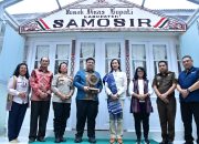 Menparekraf Kunjungi Samosir, Vandiko Serahkan Proposal Pengembangan Pariwisata